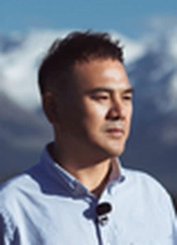 王秋雨 Quiyu Wang 