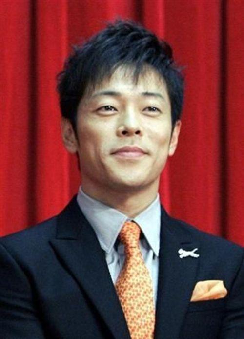 阵内智则 阵 じんない とものり Jinnai Tomonori 阵内智则 阵 じんない とものり Jinnai Tomonori