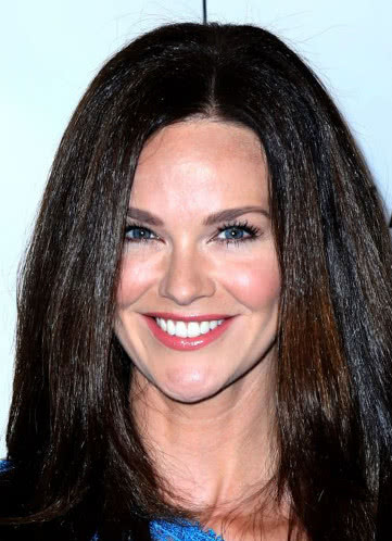 丽迪雅·赫尔 Lydia Hull 