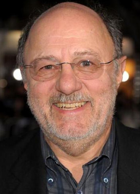 乔伊·麦迪贾克 Joe Medjuck Joseph Medjuck