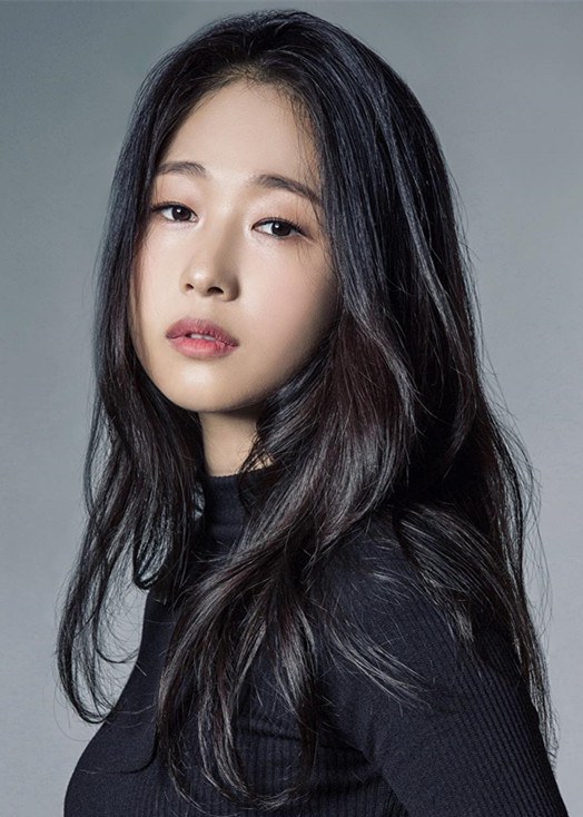 李秀彬 Soo-bin Lee 이수빈