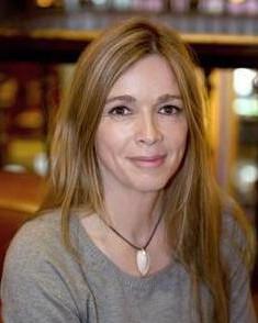 伊莲娜·霍莱 Hé lè ne Rollè s