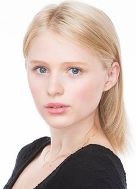 亚历山大·比顿 Alexandra Beaton 