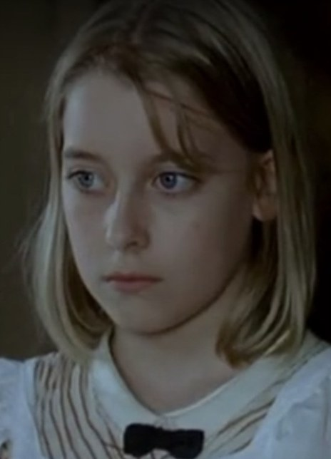 露易丝·奥利-狄奎罗 Louise Orry-Diquéro 