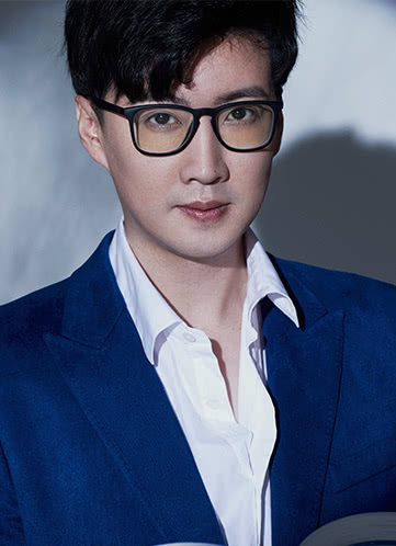 周维克 Weike Zhou 