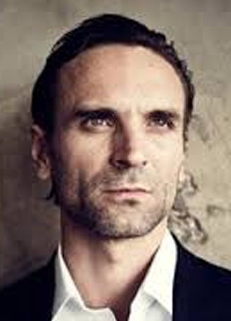 阿尔本·巴贾拉克塔拉贾 Arben Bajraktaraj 