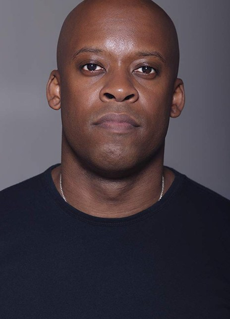 雷金纳德·巴恩斯 Reginald Barnes Reginald Leon Barnes  Reggie