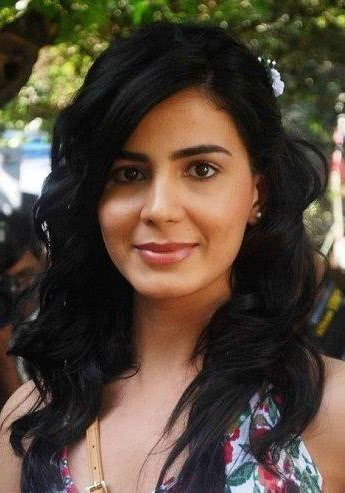 基尔蒂·库哈里 Kirti Kulhari 
