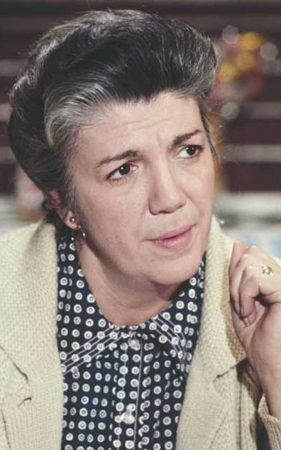 卡门·萨帕塔 Carmen Zapata Marge Cameron