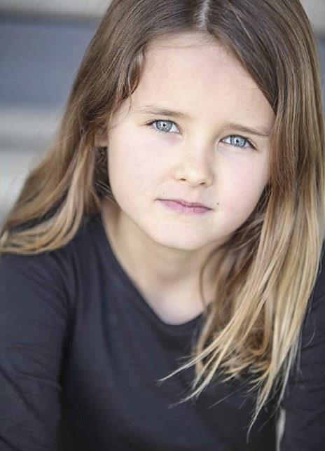 莉莉·费舍尔 Lily Fisher 