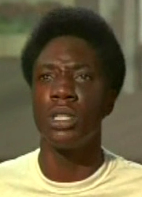 穆瓦科·卡姆布卡 Mwako Cumbuka 