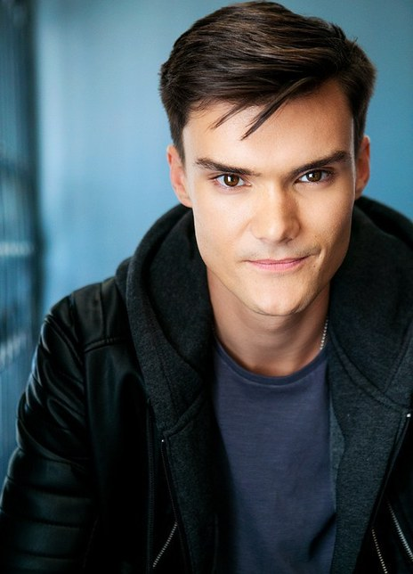 詹姆斯·柯布 James Cobb 