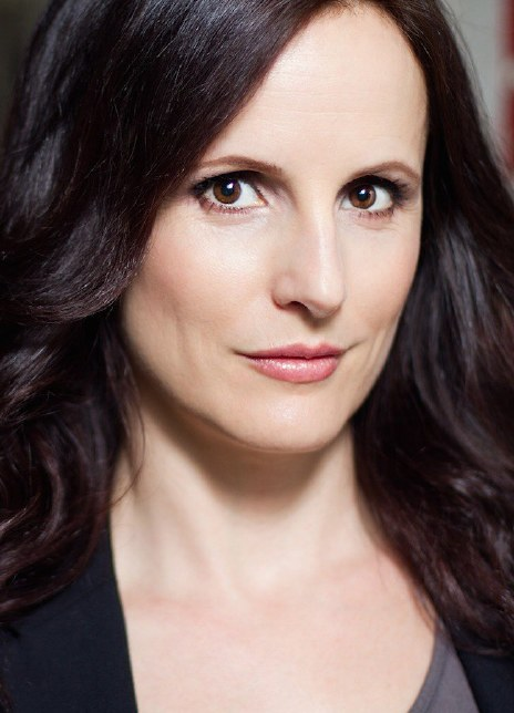 伊妮德·雷伊·亚当斯 Enid-Raye Adams Enid Raye Adams