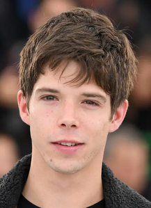 菲尼克斯·布罗萨德 Phénix Brossard 