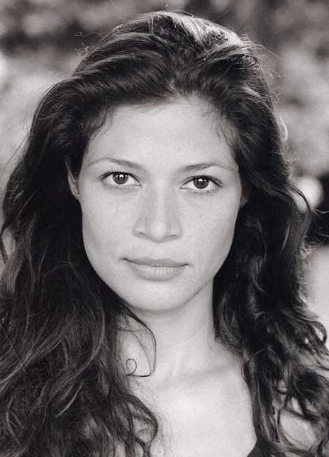 克劳迪娅·库尔特 Claudia Coulter 