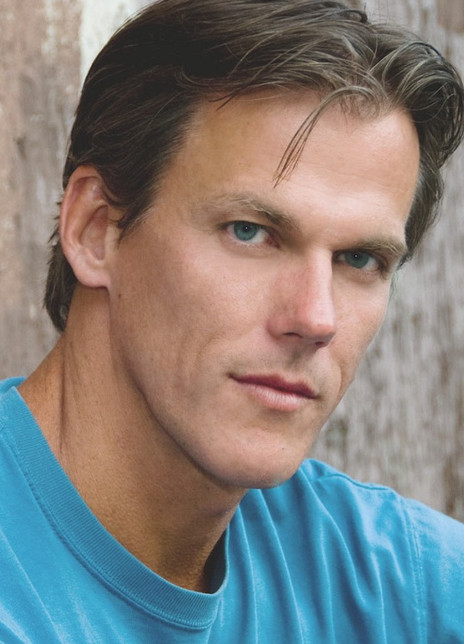 凯文·姆克拉奇 kevin mcclatchy 