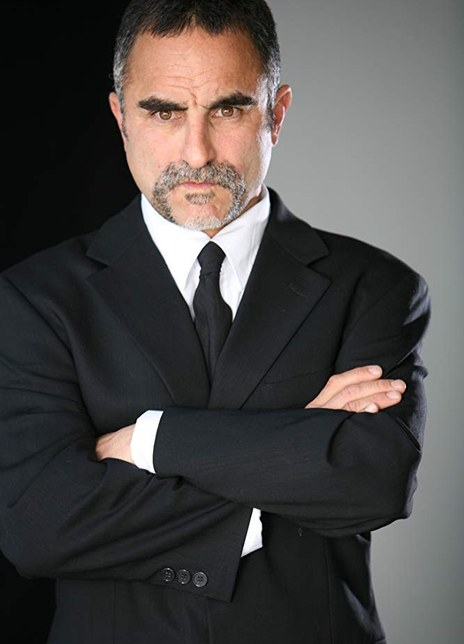 麦克斯·丹尼尔斯 Max Daniels 