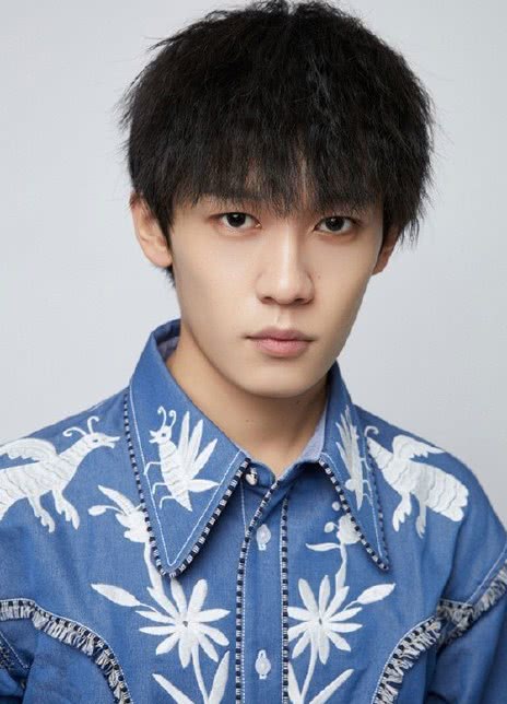 闫永强 Yong-qiang Yan 