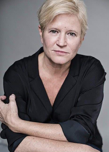 丽莎·帕弗瑞 Lisa Palfrey 