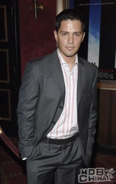 杰伊·赫尔南德兹 Jay Hernandez Javier Manuel Hernandez  Jr.