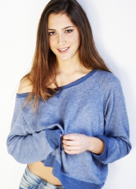 佐伊·贝尔金 Zoë Belkin 