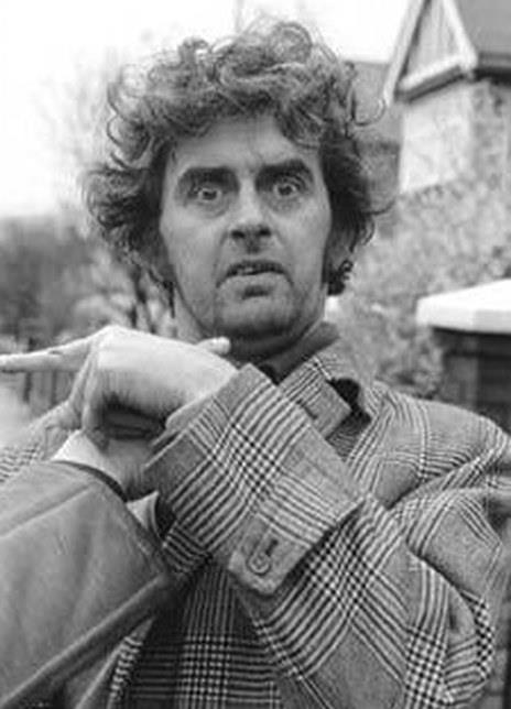 伊恩·迈克纳顿 Ian MacNaughton Edward Ian MacNaughton