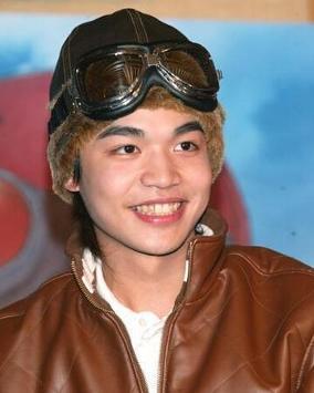 张峰奇 张仕纬 张士纬 张峰齐 Chang Daniel