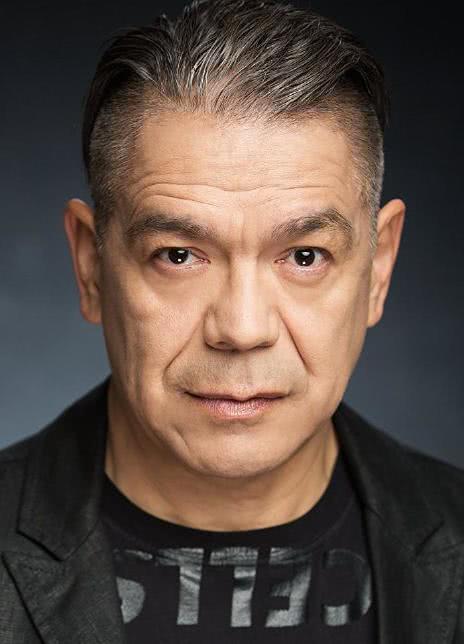 洛恩·卡迪纳尔 Lorne Cardinal 