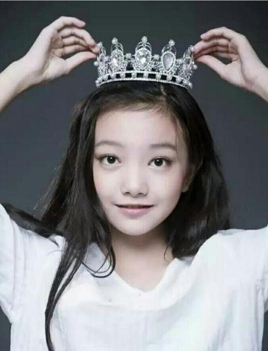 周美君 Meijun Zhou