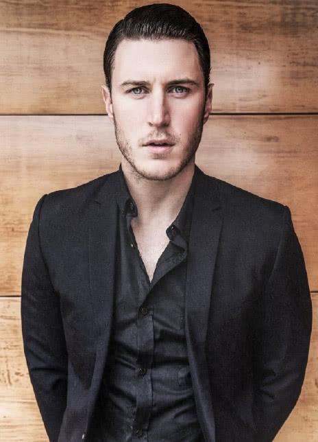 阿隆·贾库本科 Aaron Jakubenko 阿隆·贾库本科 Aaron Jakubenko