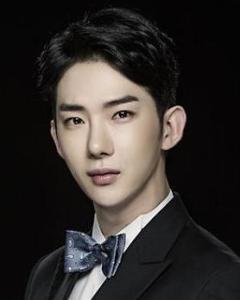 赵权 权儿 疯权 赵抽 淘气权 조권