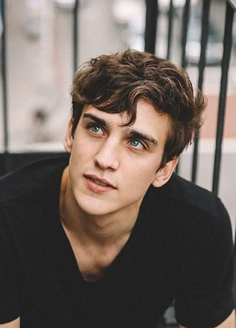 尼克·哈格罗弗 Nick Hargrove 