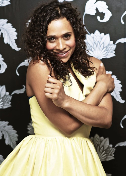 安琪儿·库碧 Angel Coulby 滚娘 