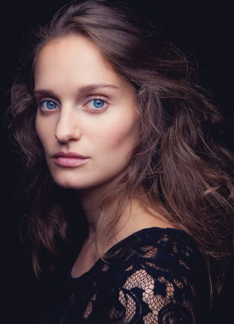 阿尔玛·哈森 Alma Hasun 