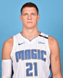 提莫菲·莫兹戈夫 Timofey Mozgov