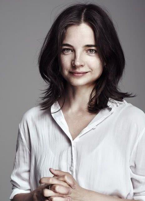 路易丝·彼得霍夫 Louise Peterhoff Louise Elisabeth Peterhoff