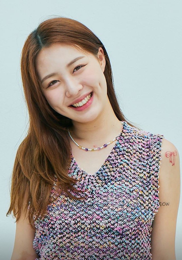 李智妍 Jiyeon Lee 