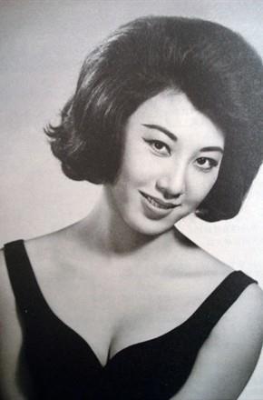 范丽 Fanny Fan 范惠娟 萬里紅 Fanny Fan Lai Maan Lee-Hung 范丽 Fanny Fan 范惠娟 萬里紅 Fanny Fan Lai Maan Lee-Hung