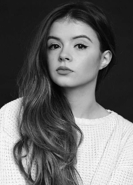 埃米莉·科茨 Emily Coates 