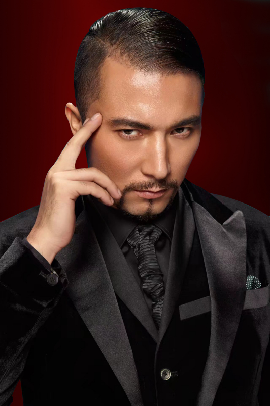 艾克拜尔·黑血 AKBER 