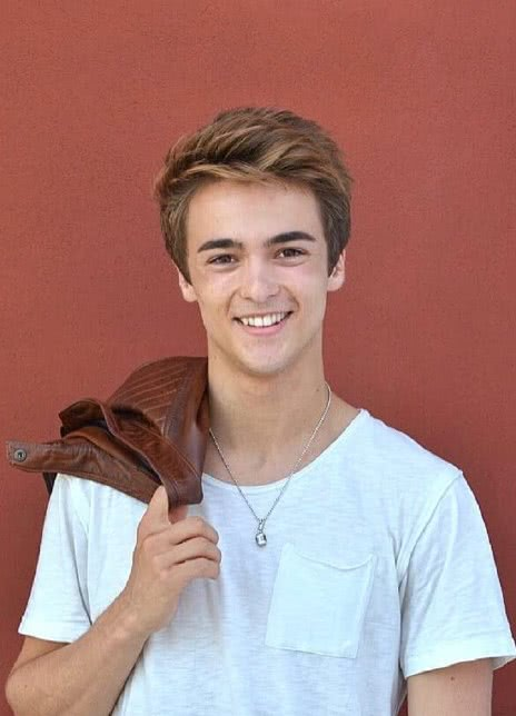 莱昂纳多·捷克 Leonardo Cecchi 