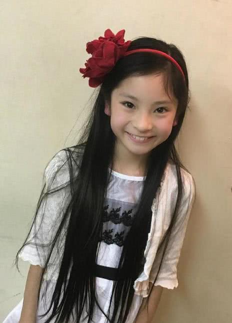 菊地麻衣 Mai Kikuchi 