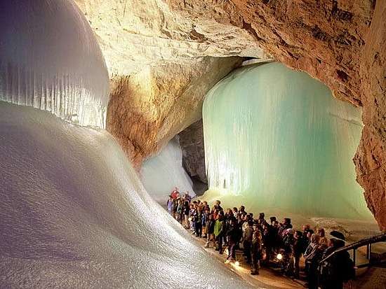 艾斯里森维尔特冰洞 Eisriesenwelt Ice Caves
