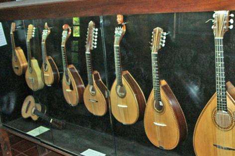 絃乐器博物馆 Stringed Instruments Museum