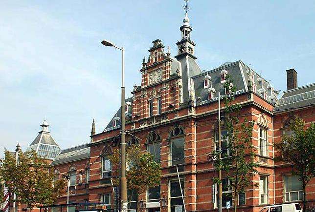 阿姆斯特丹市立博物馆 Stedelijk Museum
