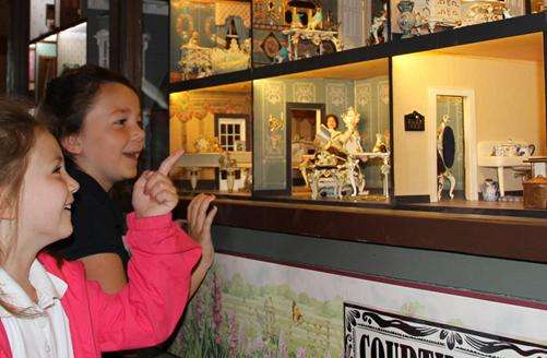 美国玩具屋博物馆 The Great American Dollhouse Museum