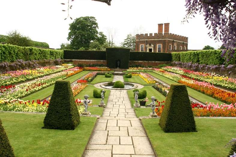汉普敦宫 Hampton Court Palace