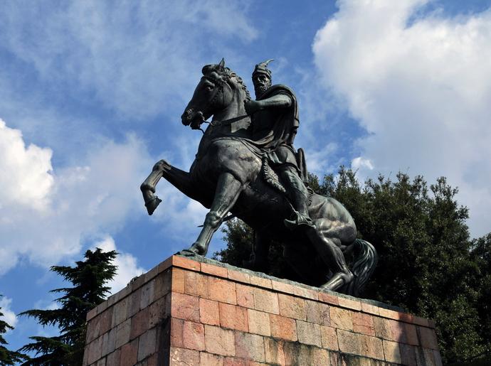 克鲁亚斯坎德培塑像 Skanderbeg Statue
