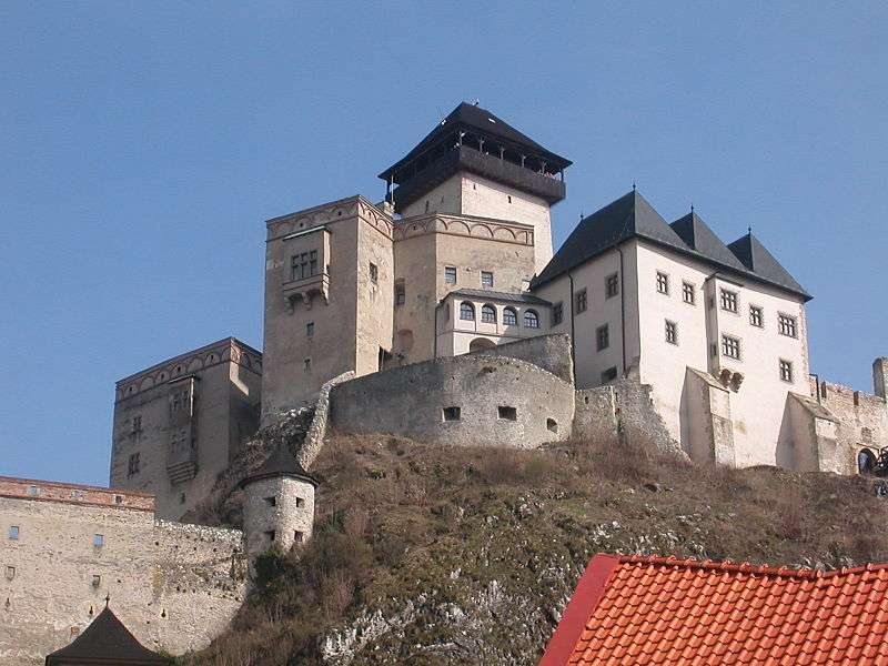 特伦钦古城堡 Trenín Castle