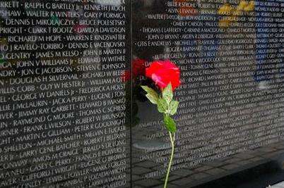 越南退伍军人纪念碑 Vietnam Veterans Memorial